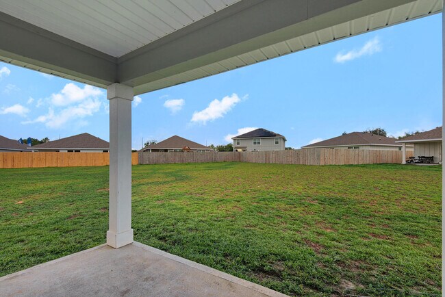 Building Photo - 924 Sandbar Loop