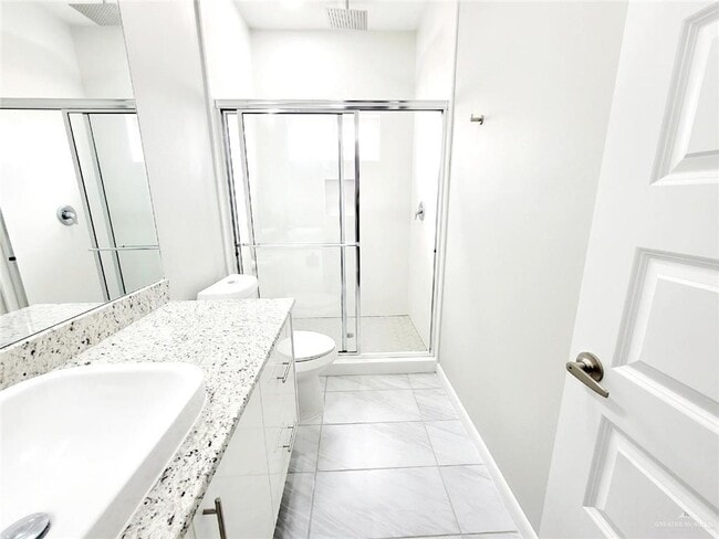 Building Photo - 11 Las Vistas Ln