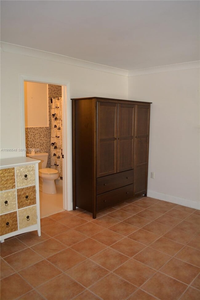 Building Photo - 9944 NW 41st St