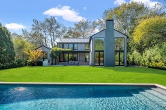 Building Photo - 60 Gansett Ln