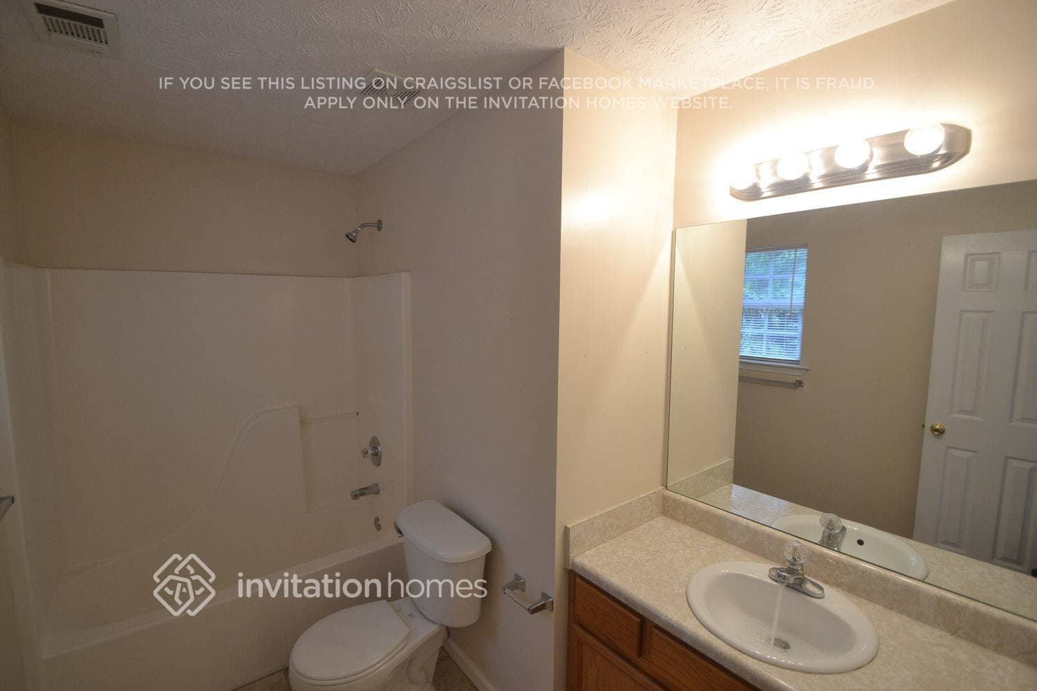 Building Photo - 65 Kenzi Way SW