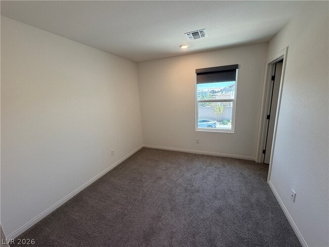 Building Photo - 8030 Minavalle Ave