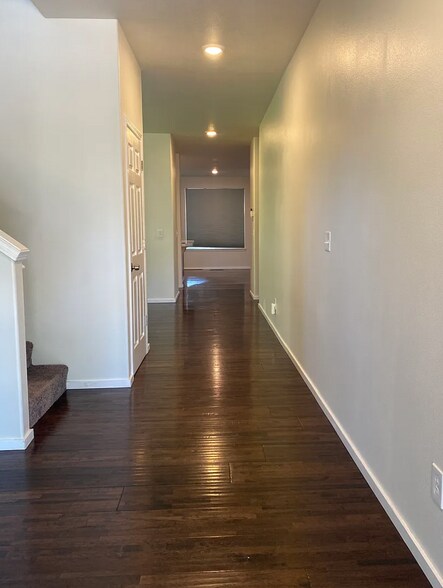 Building Photo - 1112 33rd Ave