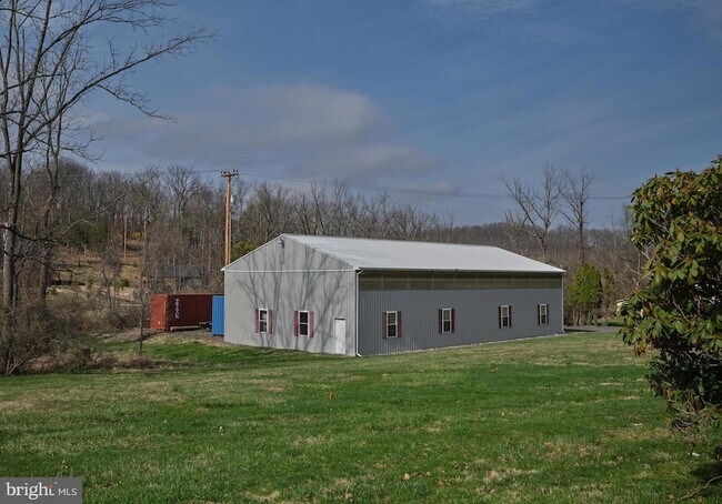 Building Photo - 4325 Lehnenberg Rd