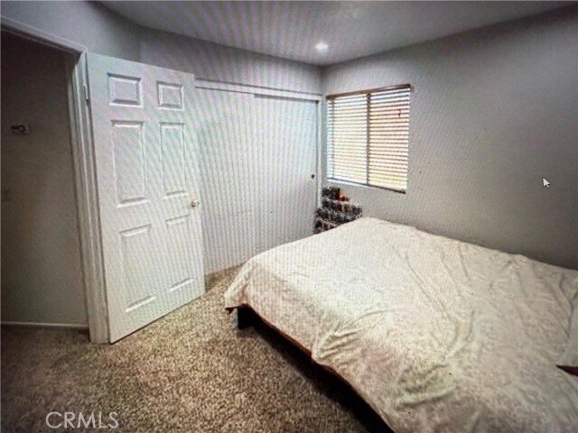 Building Photo - 44256 Sundell Ave