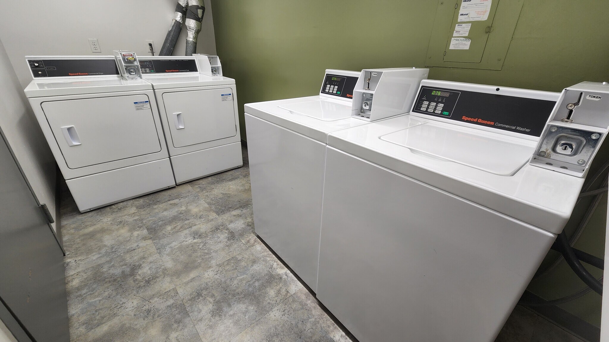 Building Photo - 4242 East West Hwy