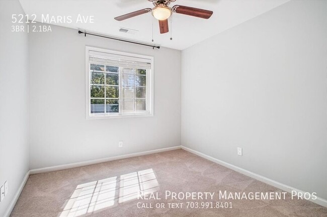 Building Photo - 5212 Maris Ave