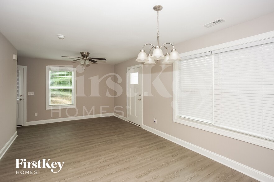 Building Photo - 20 Fenix Dr SW