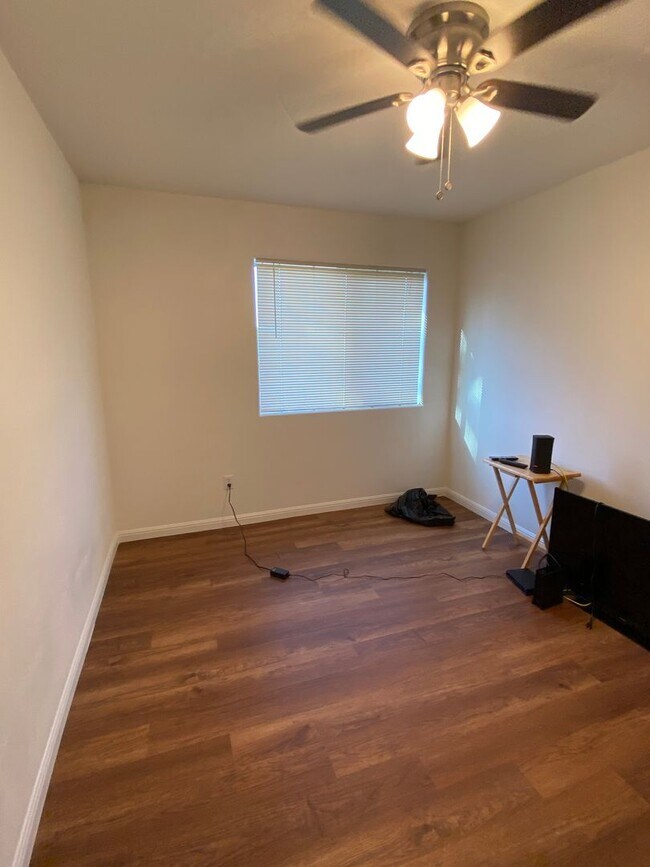 Building Photo - 1500 Zephyr Ln