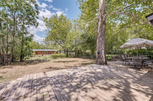 Building Photo - 4714 Philco Dr