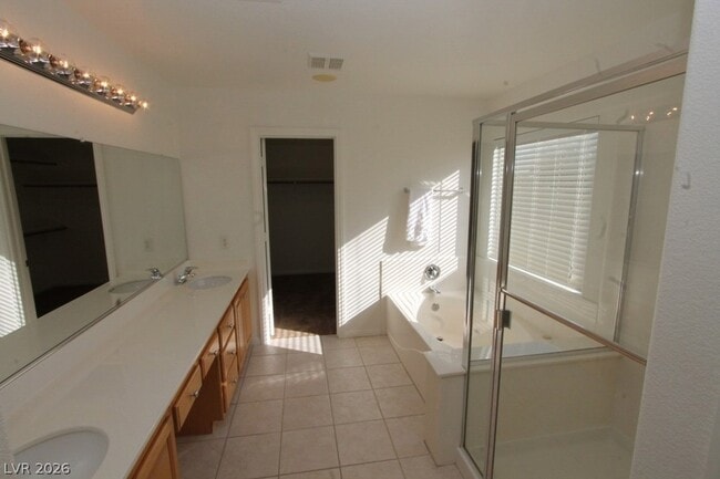 Building Photo - 8247 Azure Shores Ct