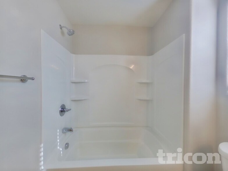 Building Photo - 9358 Shawnee Mission Ave