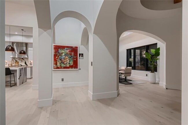 Building Photo - 6008 Lantern View Dr