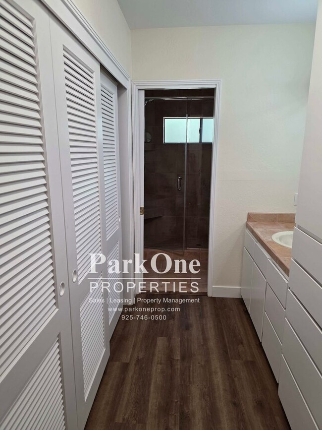 Building Photo - Spacious Home on a Private Wooded Lot Now Available!