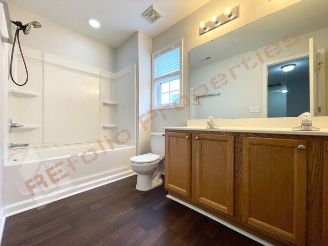 Building Photo - 112 Taylors Creek Ct