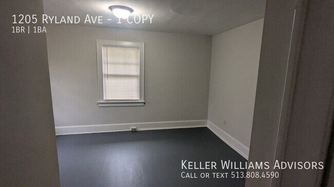 Building Photo - 1205 Ryland Ave