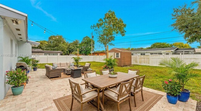 Building Photo - 1930 NW 184th St