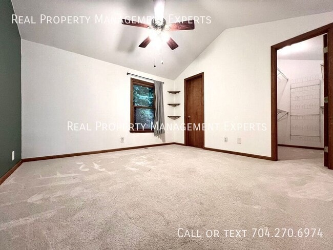 Building Photo - 3324 Sadler Rd
