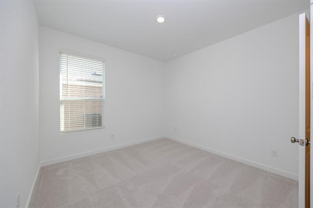 Building Photo - 2220 Pommel Ln