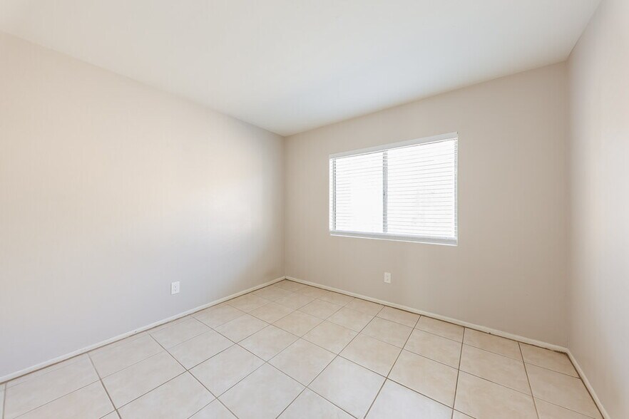 Building Photo - 7056 W Eva St