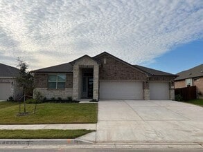 Building Photo - 18012 Santa Croce Dr