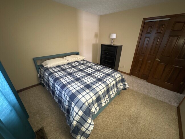 Building Photo - 9229 Westdrum Ct