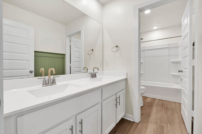 Building Photo - Charming 4-Bedroom Home in Millican Grove – Near Randolph AFB!