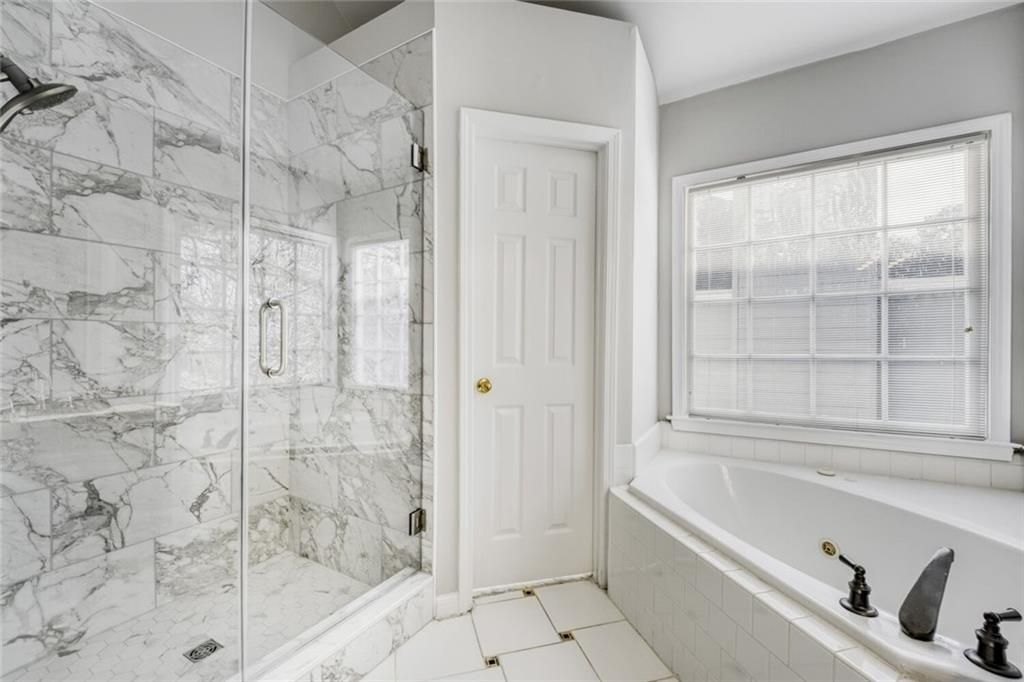 Building Photo - 115 Nesbit Ridge Dr