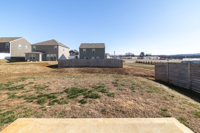 Building Photo - 228 Belle Ct