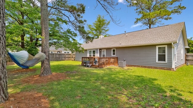 Building Photo - 5017 Tangerine Dr