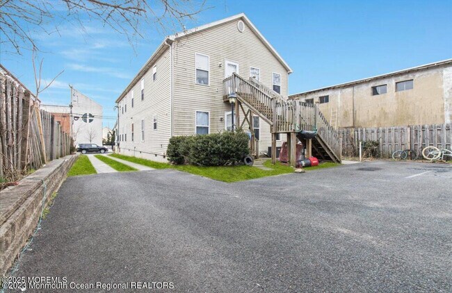 Building Photo - 1317 Washington Ave