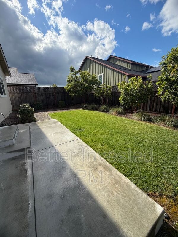 Building Photo - 1601 Keoke Ct