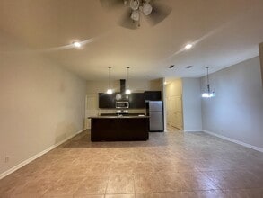 Building Photo - 2815 Mimosa St