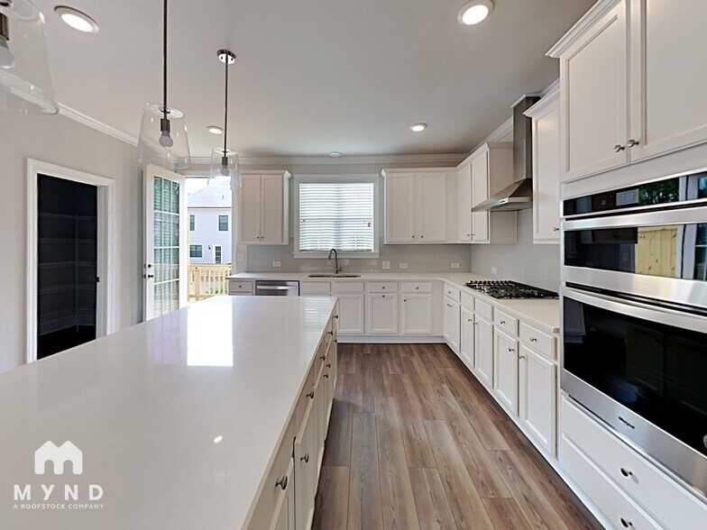 Building Photo - 4030 Maypop Ln