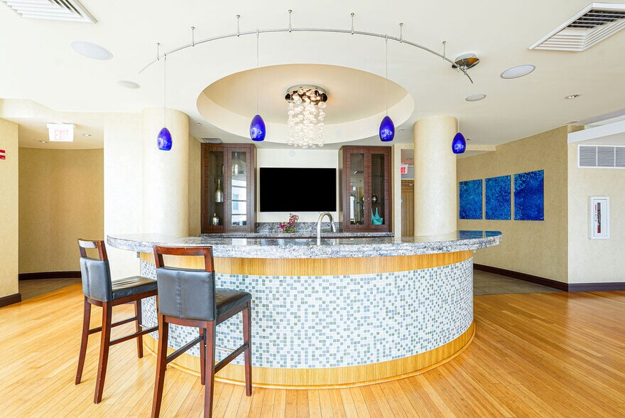 Building Photo - 244 Biscayne Blvd