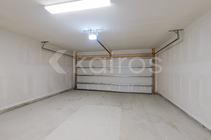 Building Photo - 200 Yardley Ct