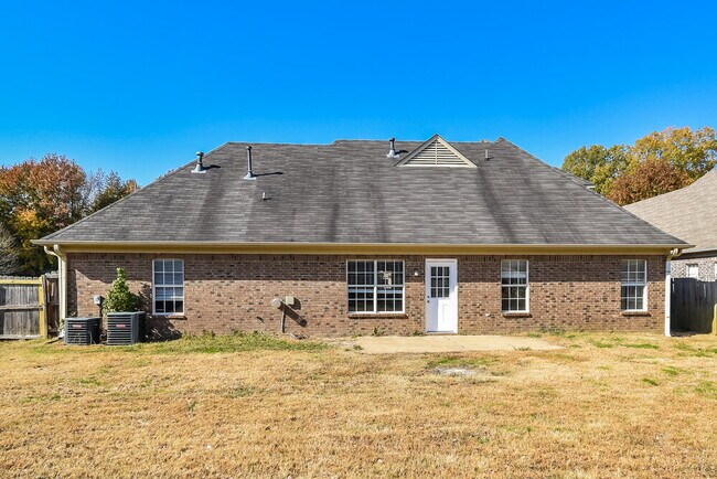 Building Photo - 5894 Keebler Dr