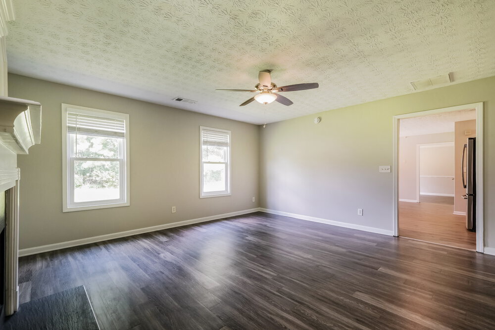 Building Photo - 3391 Kittery Dr SW