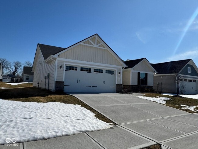 Building Photo - 2743 Sand Hollow Dr