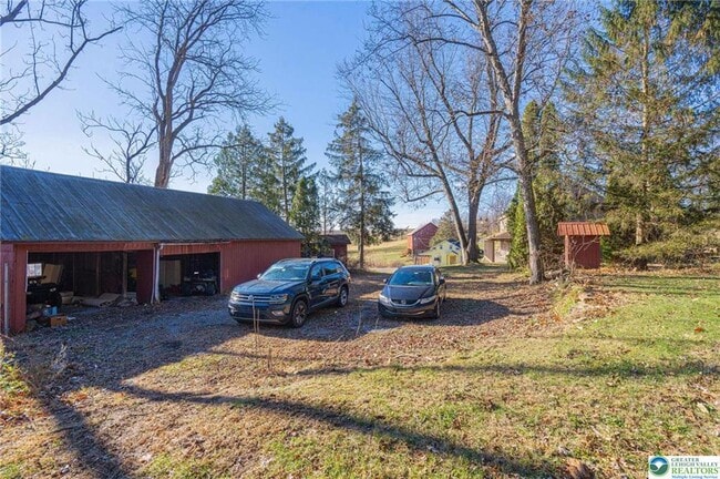 Building Photo - 621 Nursery Rd