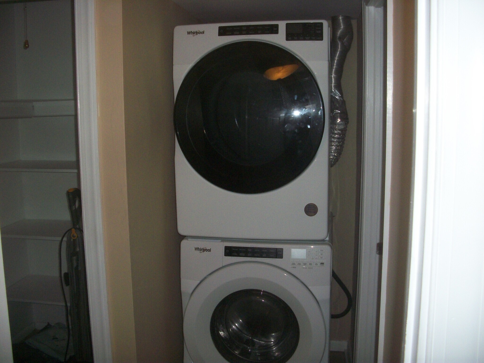 w/d next to walkin closet - 88 Wexford Dr