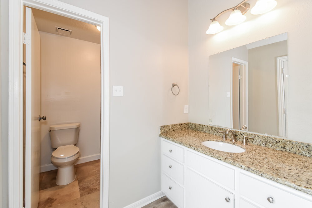 Building Photo - 6511 Gleneagles Dr
