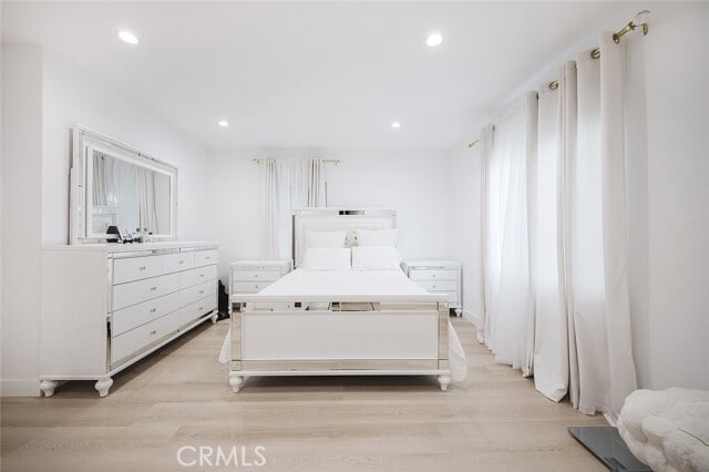 Building Photo - 7306 Farmdale Ave