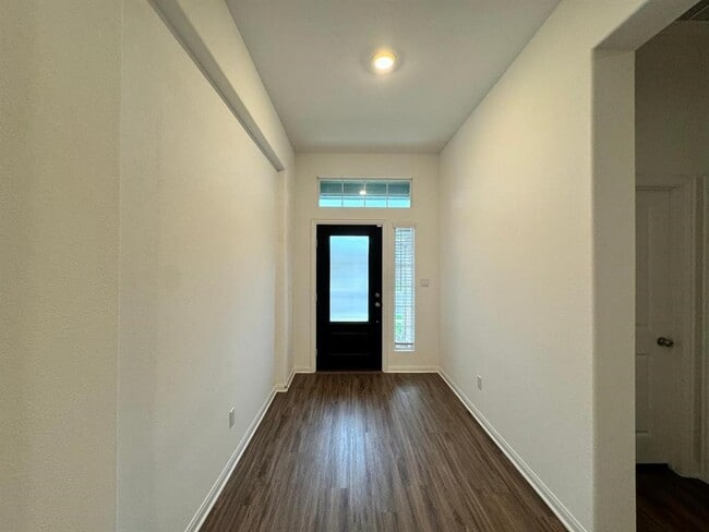 Building Photo - 12204 Perritos Pl