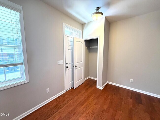 Building Photo - 514 Dragby Ln
