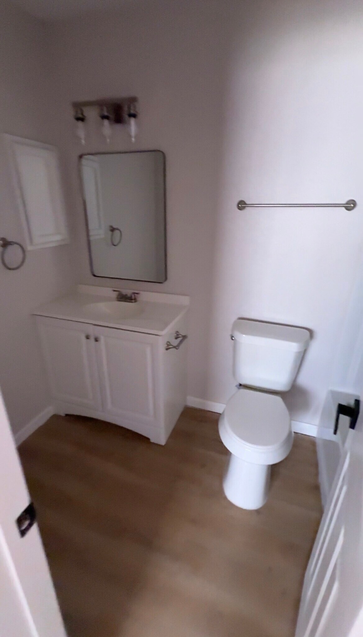 Building Photo - 6118 Hopes Ferry St