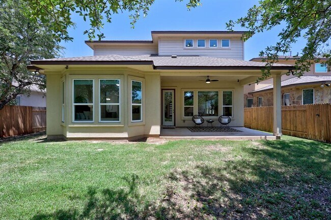 Building Photo - 5305 Mandevilla Dr