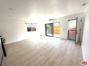 Building Photo - 2106 Pisani Pl
