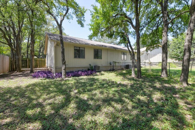 Building Photo - 12603 Teague Trail