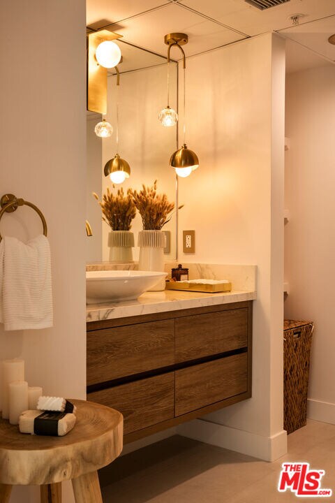 Building Photo - 13700 Marina Pointe Dr